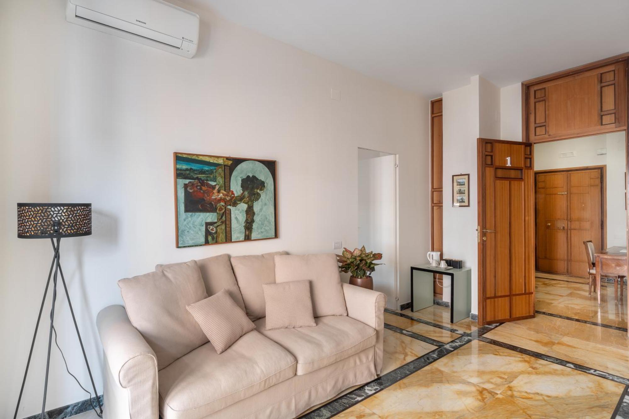 Starhost - Golden Suite Salerno Dış mekan fotoğraf