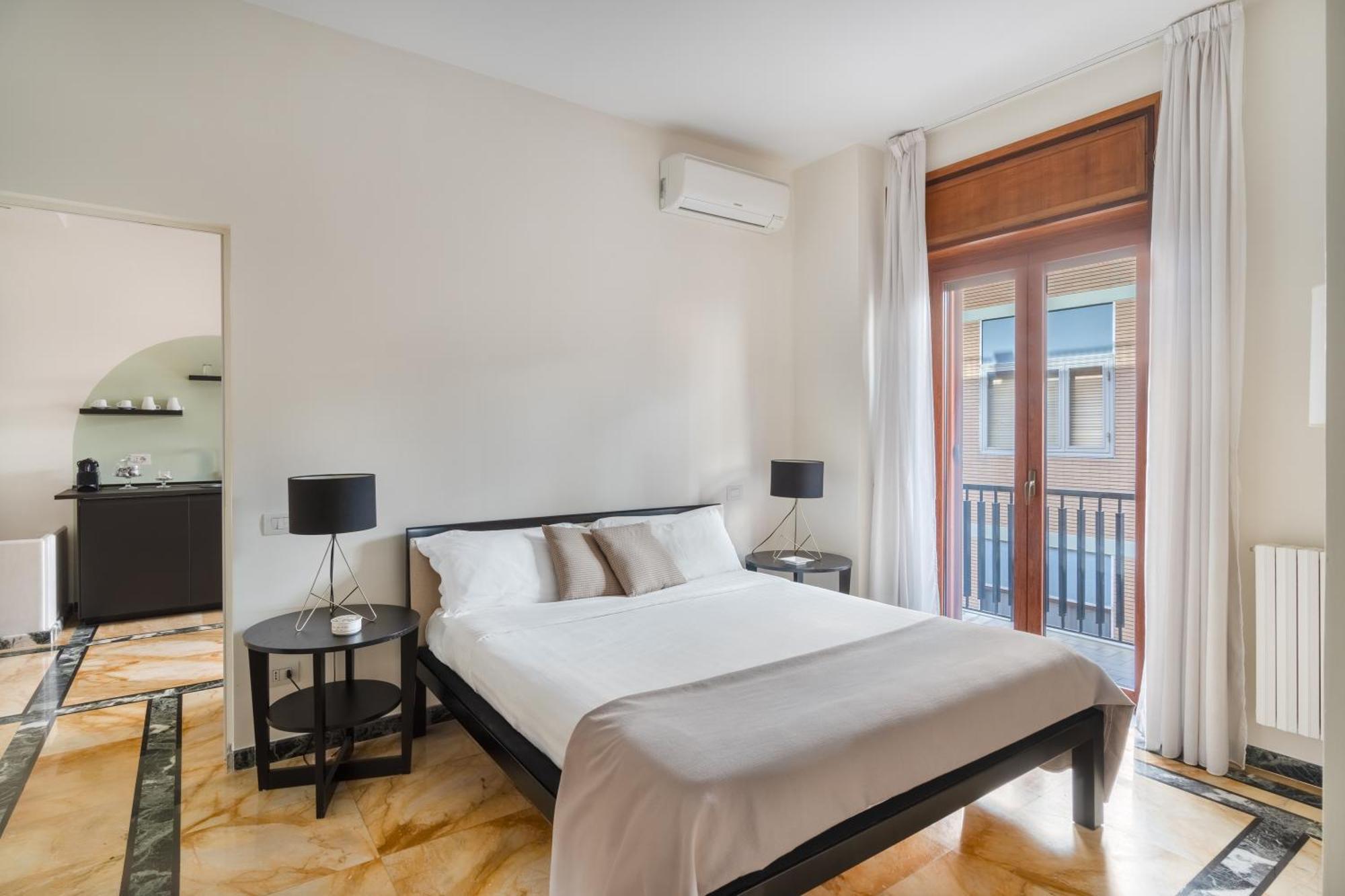 Starhost - Golden Suite Salerno Dış mekan fotoğraf