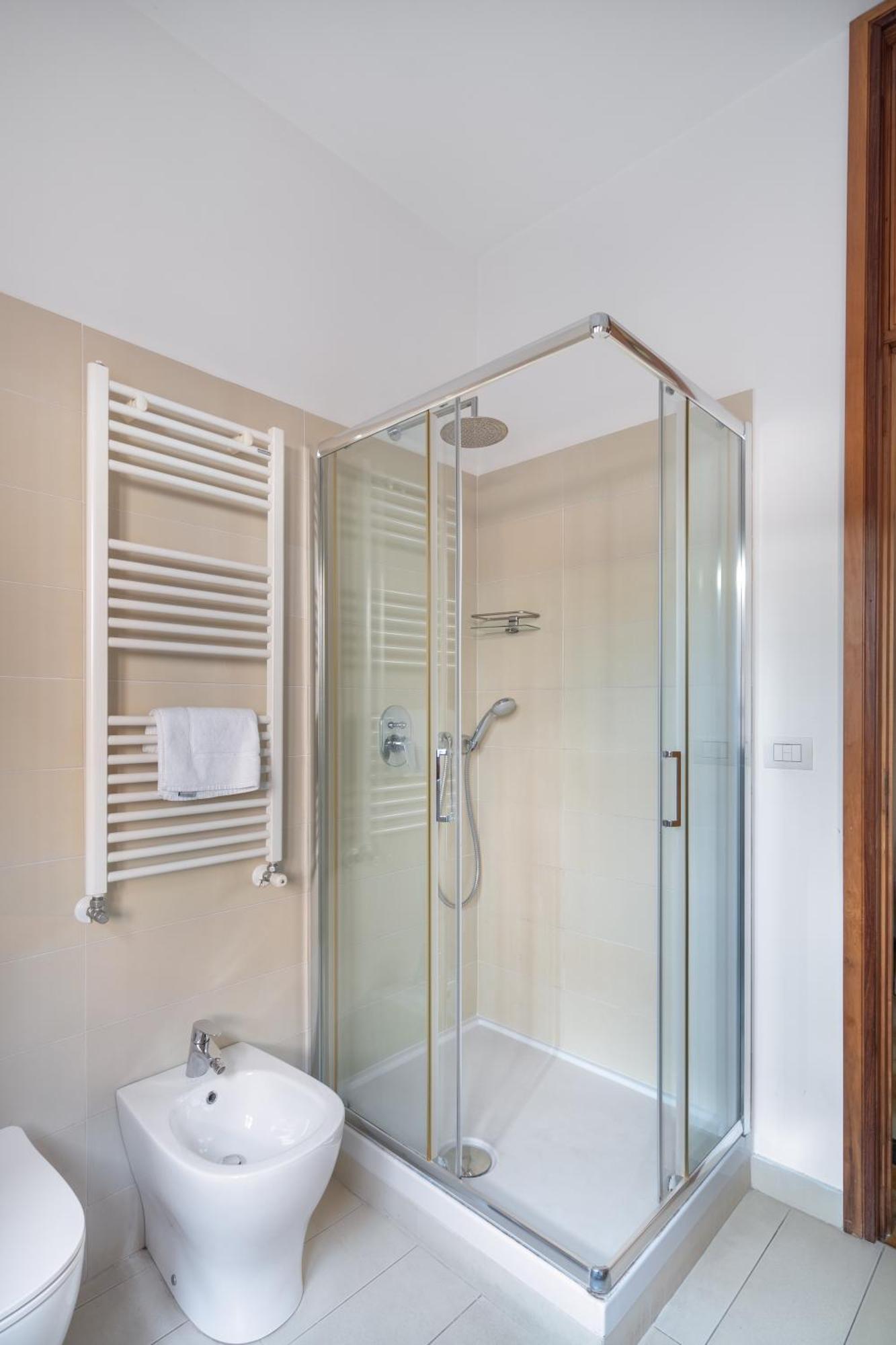 Starhost - Golden Suite Salerno Dış mekan fotoğraf