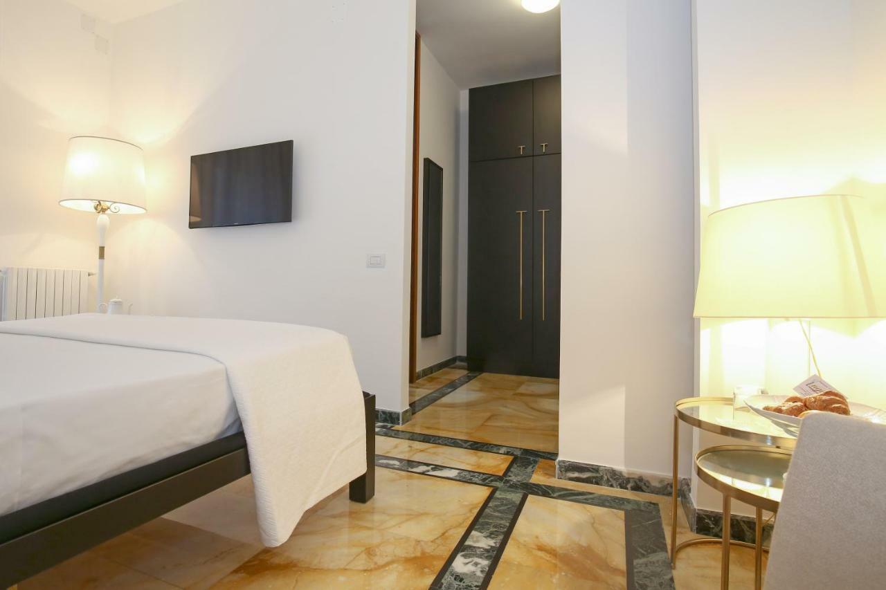 Starhost - Golden Suite Salerno Dış mekan fotoğraf