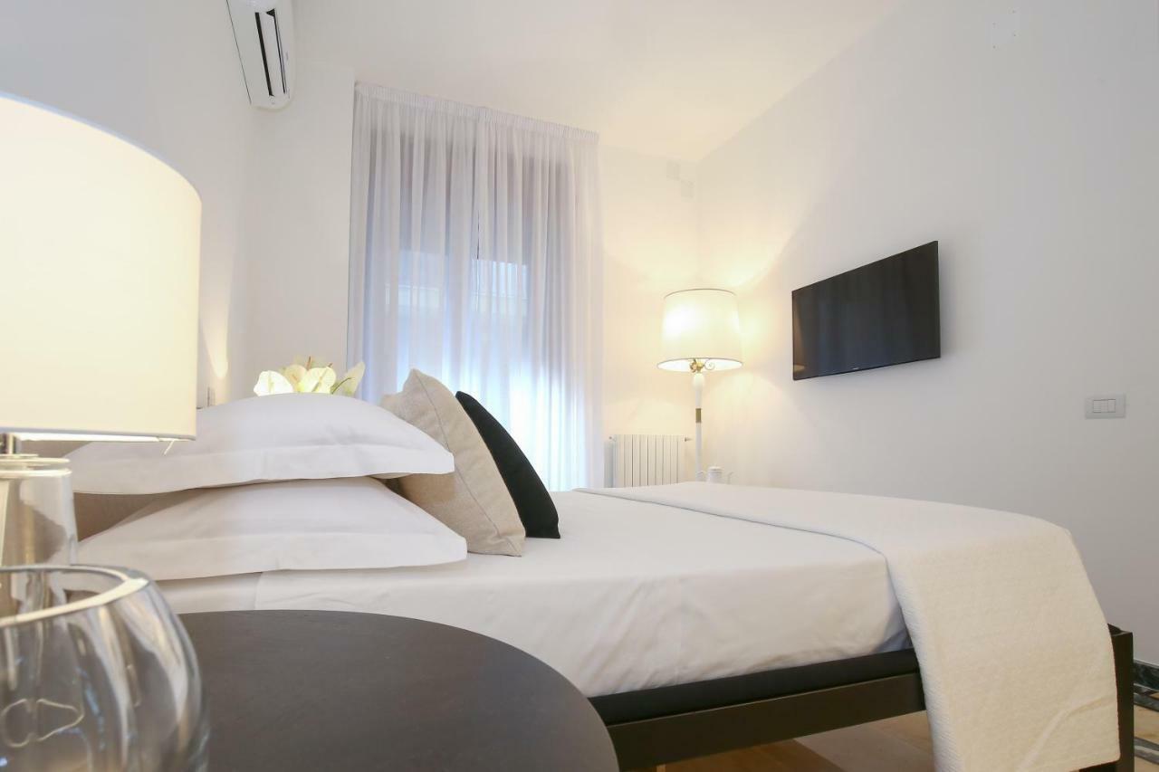 Starhost - Golden Suite Salerno Dış mekan fotoğraf