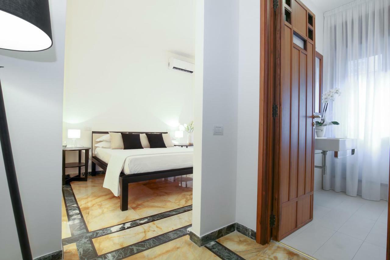 Starhost - Golden Suite Salerno Dış mekan fotoğraf