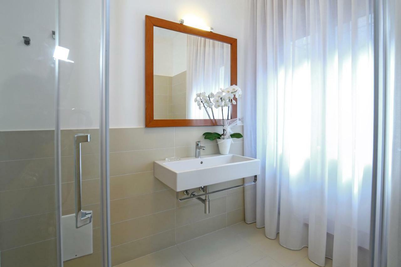 Starhost - Golden Suite Salerno Dış mekan fotoğraf